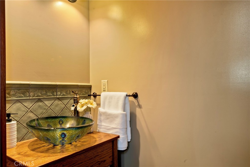 109 E Grandview Property Photo 31