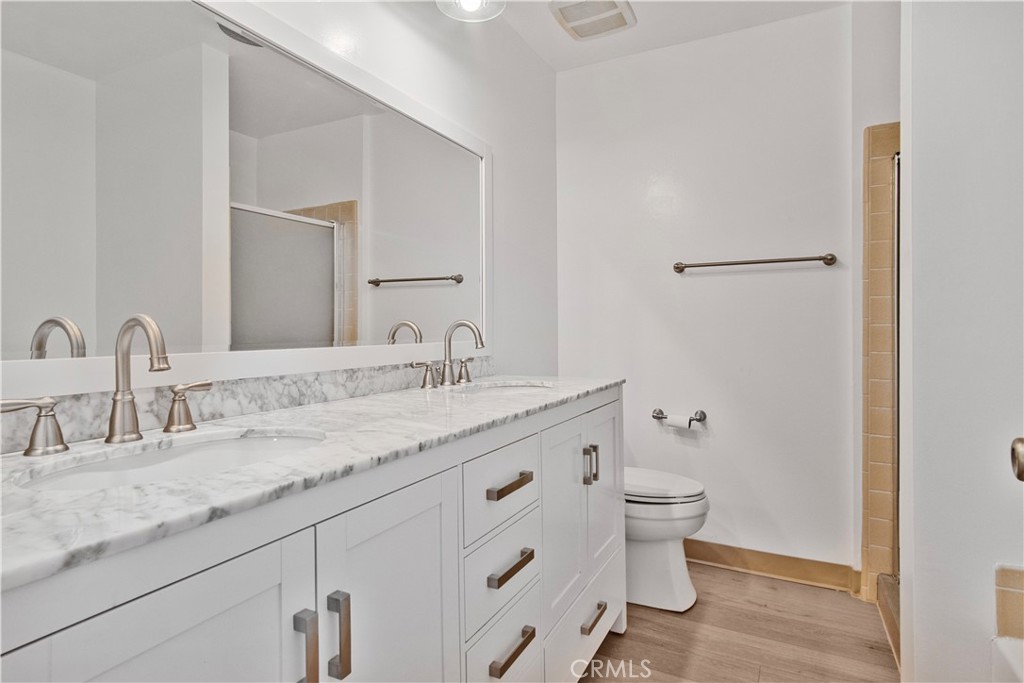 647 Orange Grove 307 Property Photo 13