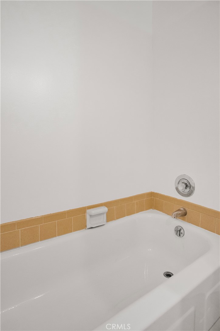 647 Orange Grove 307 Property Photo 14