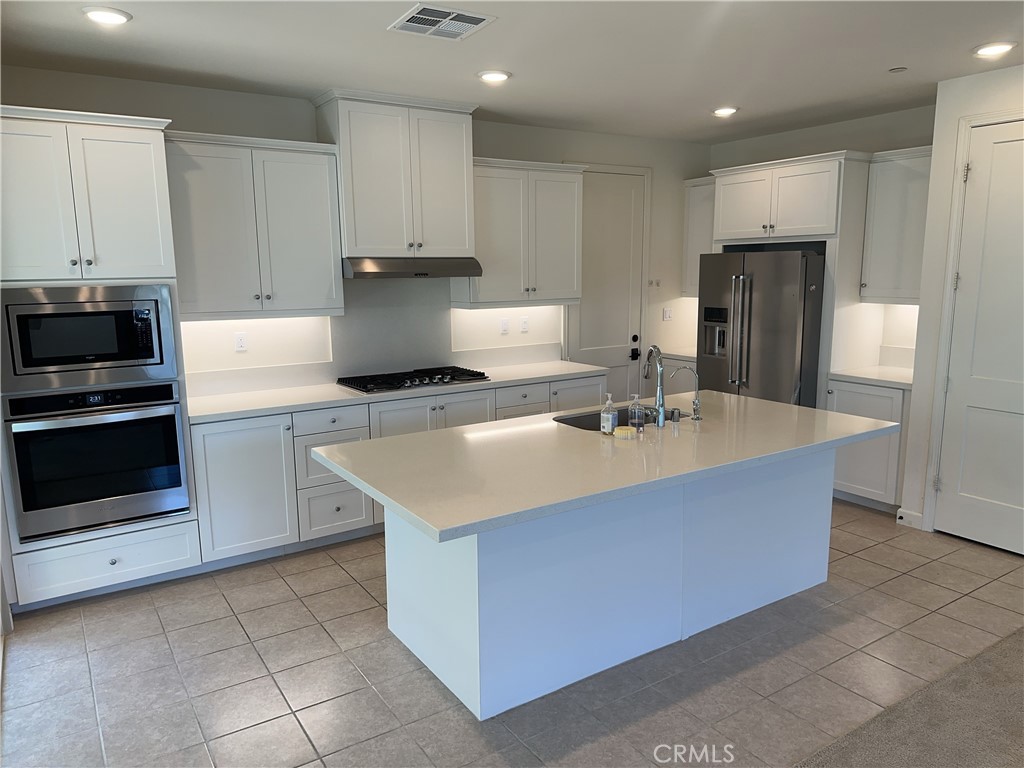 7367 Autumn Court Property Photo 4