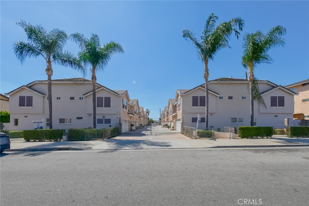 5235 Rosemead Blvd Property Photo 1