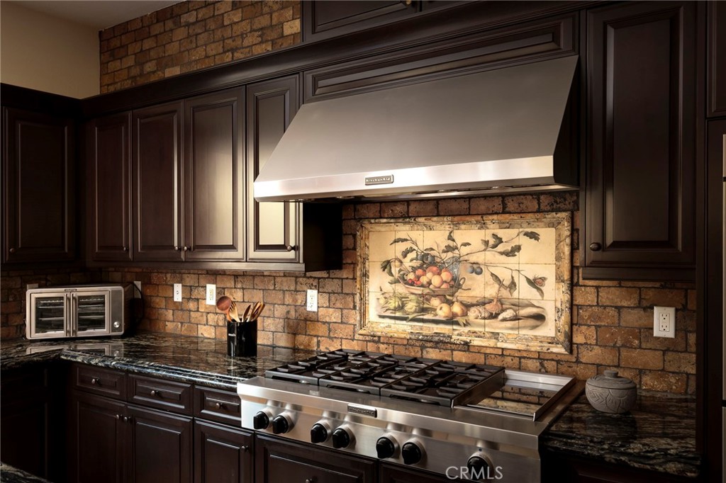 20205 Umbria Way Property Photo 27