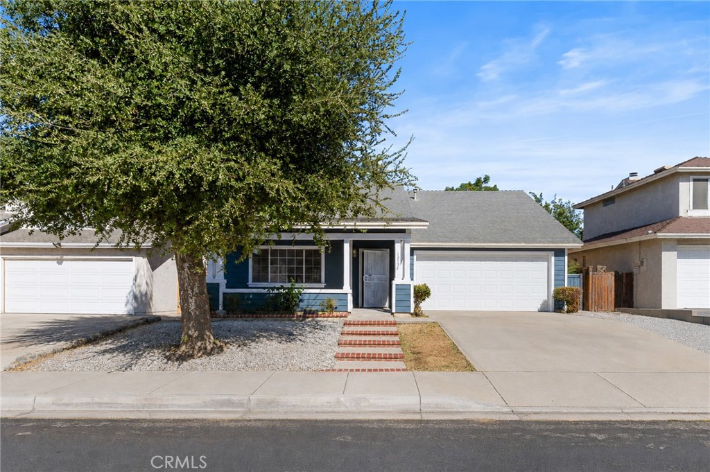 12175 Cobblestone Drive Property Photo 2