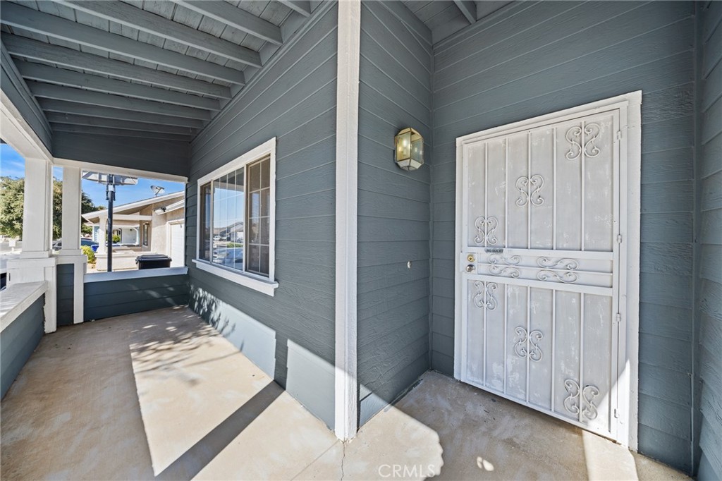 12175 Cobblestone Drive Property Photo 3