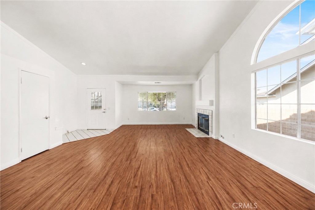 12175 Cobblestone Drive Property Photo 5