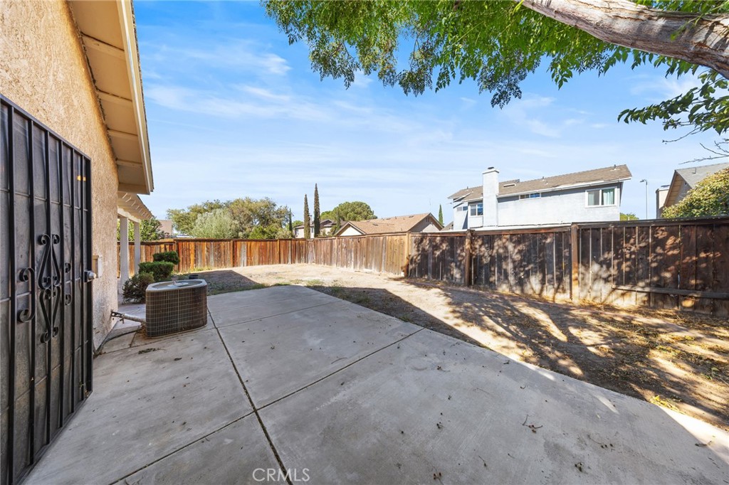 12175 Cobblestone Drive Property Photo 35