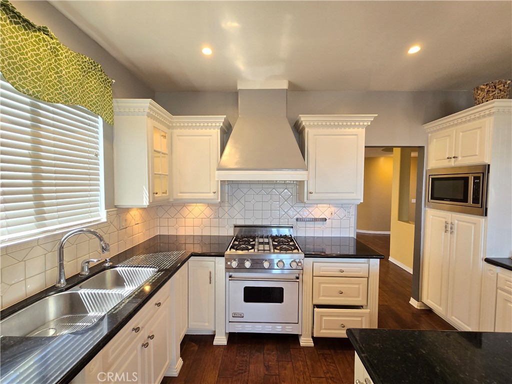 10163 Thorpe Court Property Photo 8