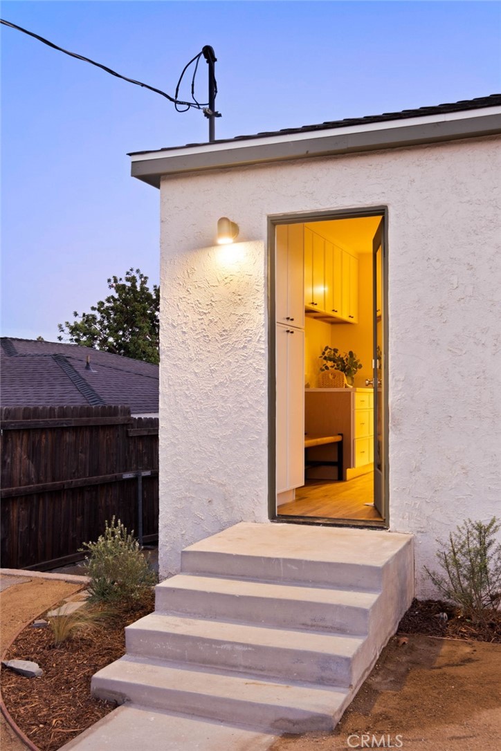 5217 Hub Street Property Photo 53