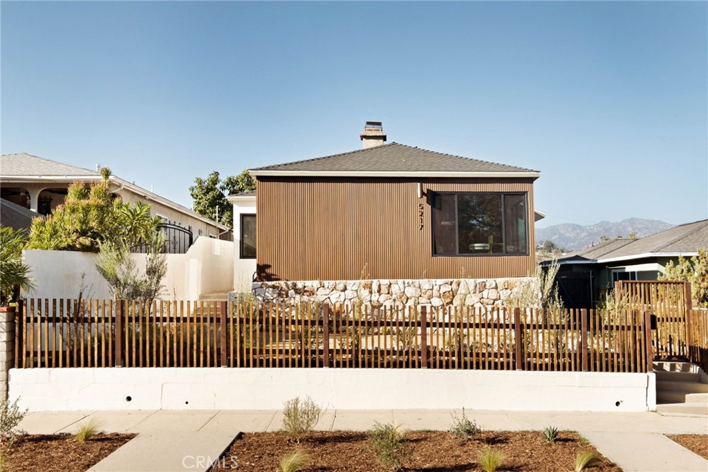 5217 Hub Street Property Photo 60