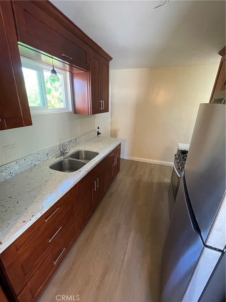 1720 S Fifth Avenue D Property Photo 6