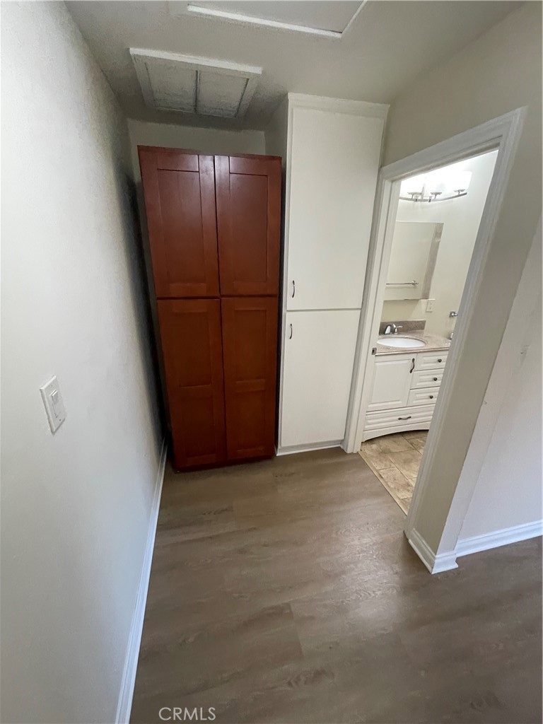 1720 S Fifth Avenue D Property Photo 11