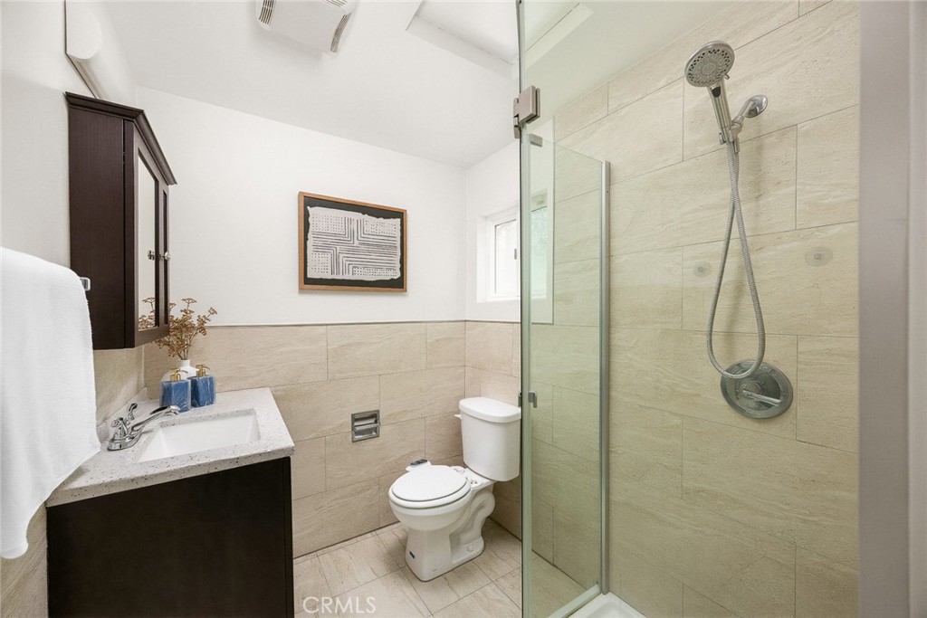 933 Montecito Drive Property Photo 33