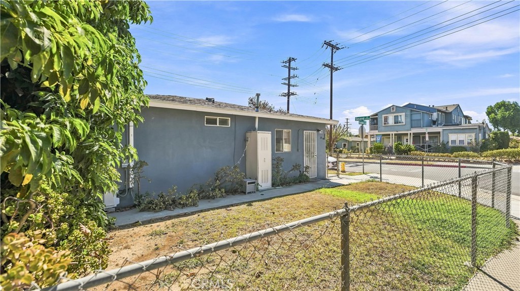 28 W Ramona Road Property Photo 20