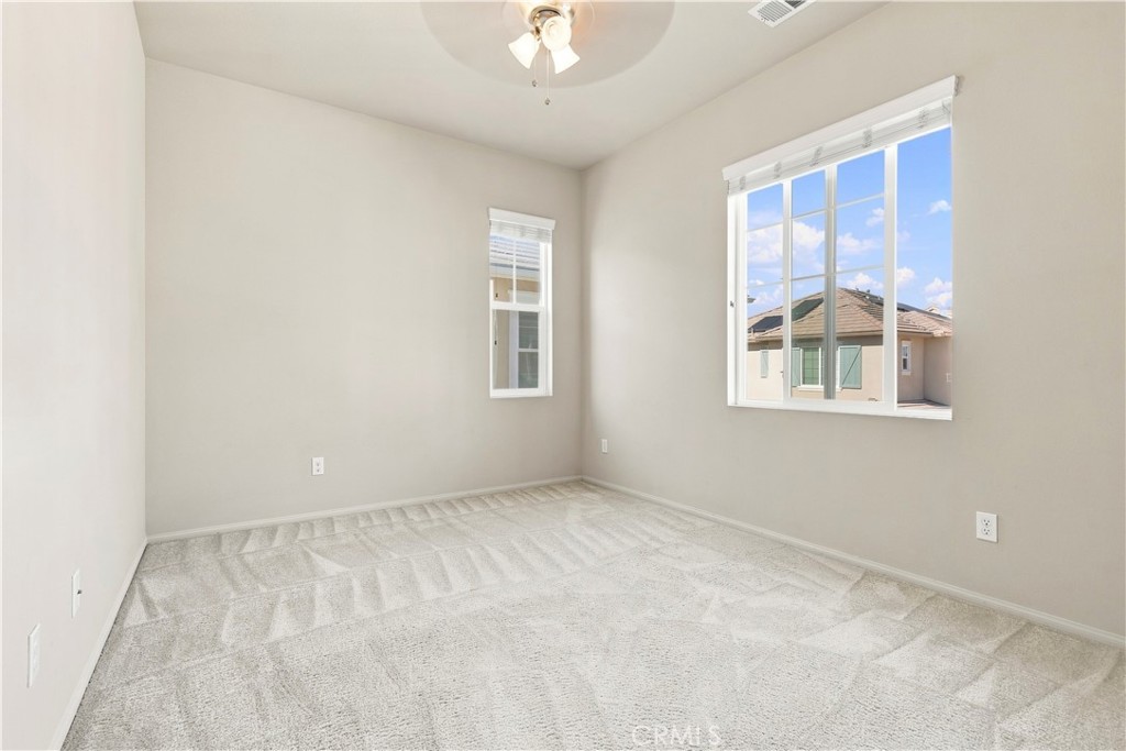 3147 E Discovery St Property Photo 20