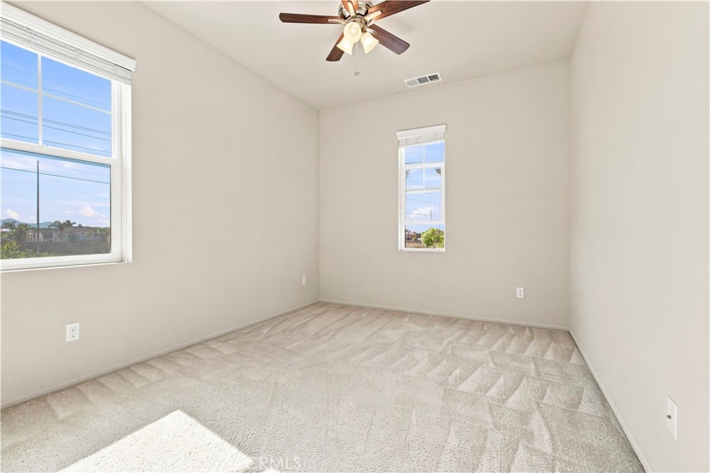 3147 E Discovery St Property Photo 21