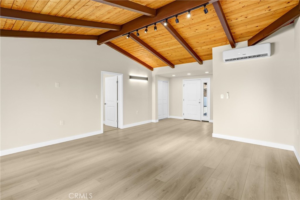 1516 N Shirlmar Avenue Property Photo 10