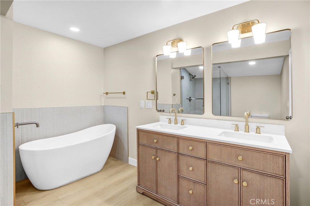 1516 N Shirlmar Avenue Property Photo 16