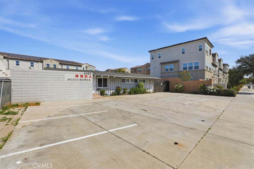 4333 Live Oak Avenue Property Photo 23