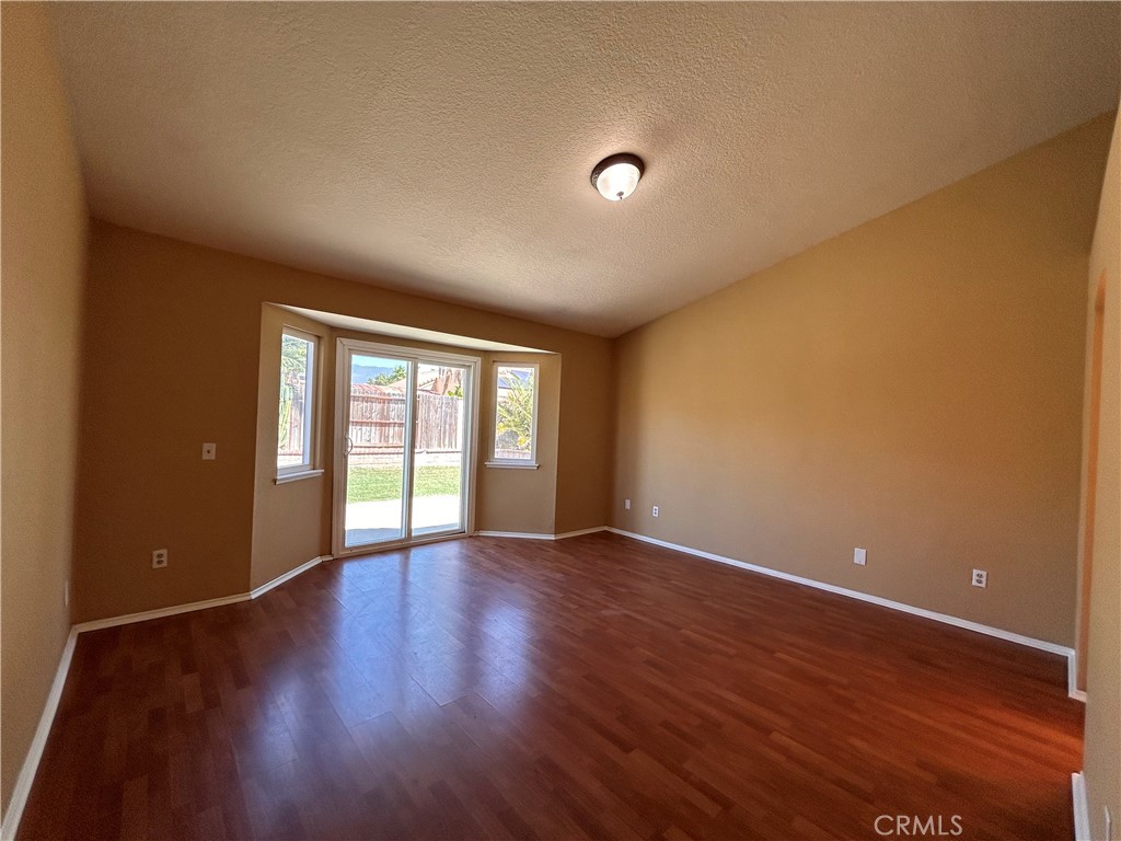 1210 W Cimarron Property Photo 2