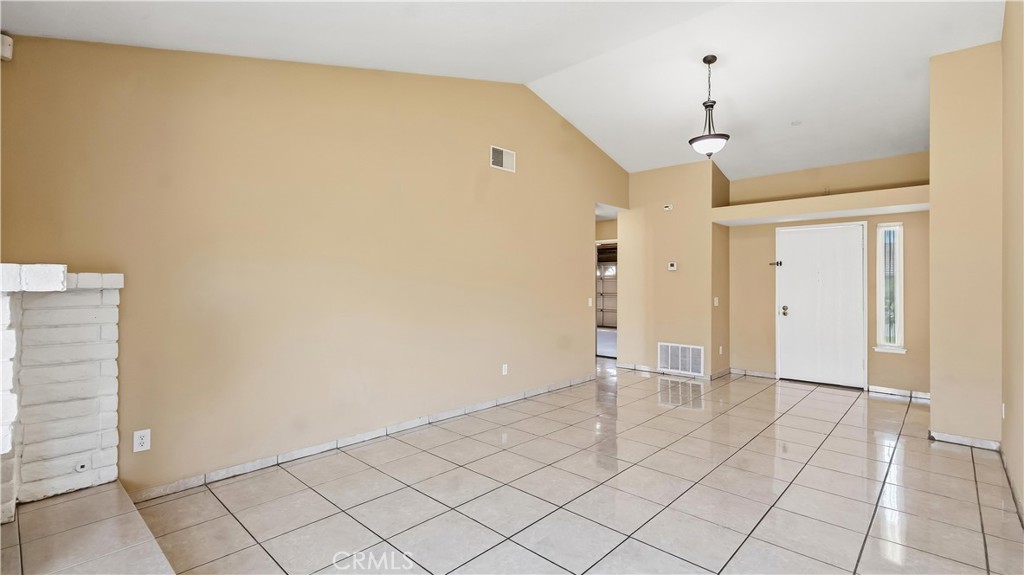 1210 W Cimarron Property Photo 7