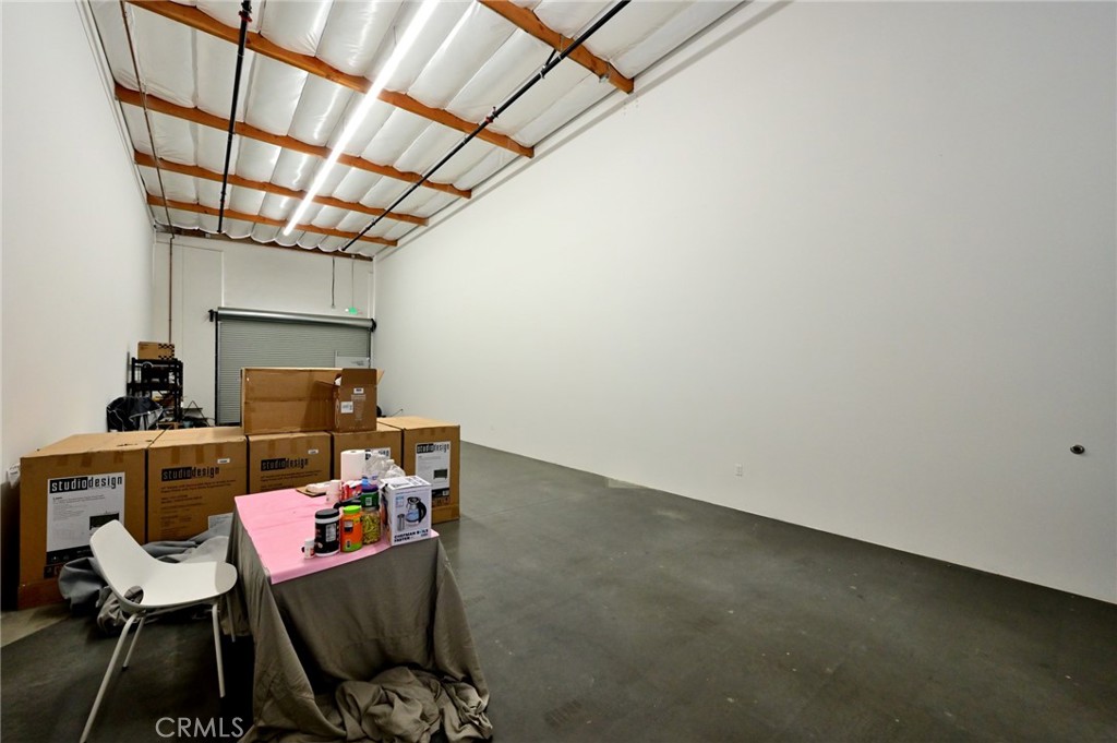 252 W Chestnut Property Photo 23