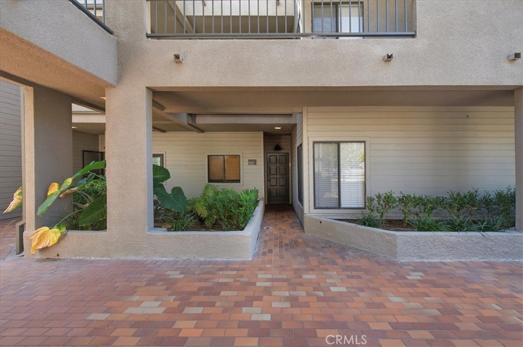 1310 E Orange Grove 102 Property Photo 1
