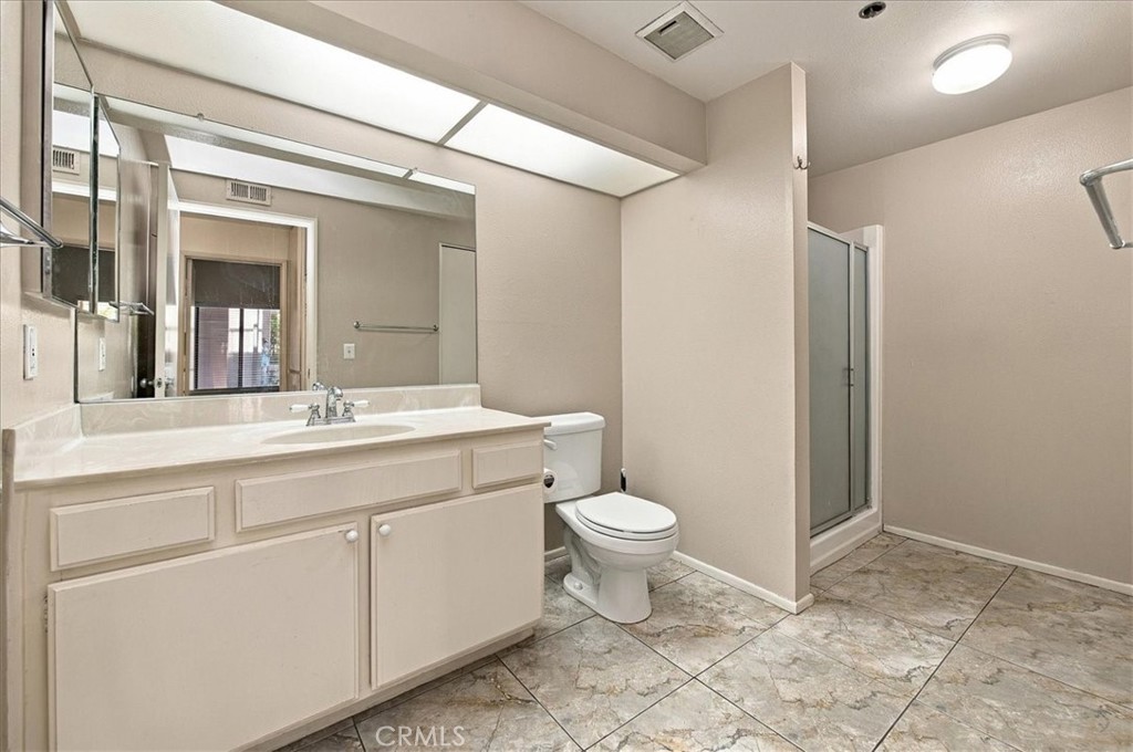 1310 E Orange Grove 102 Property Photo 24