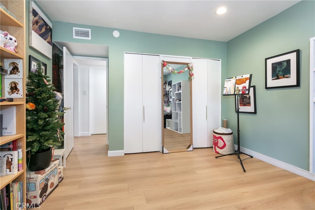 530 Fairview Avenue 14 Property Photo 29