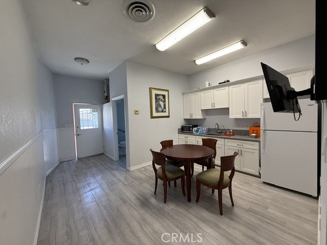 5820 Temple City Property Photo 9