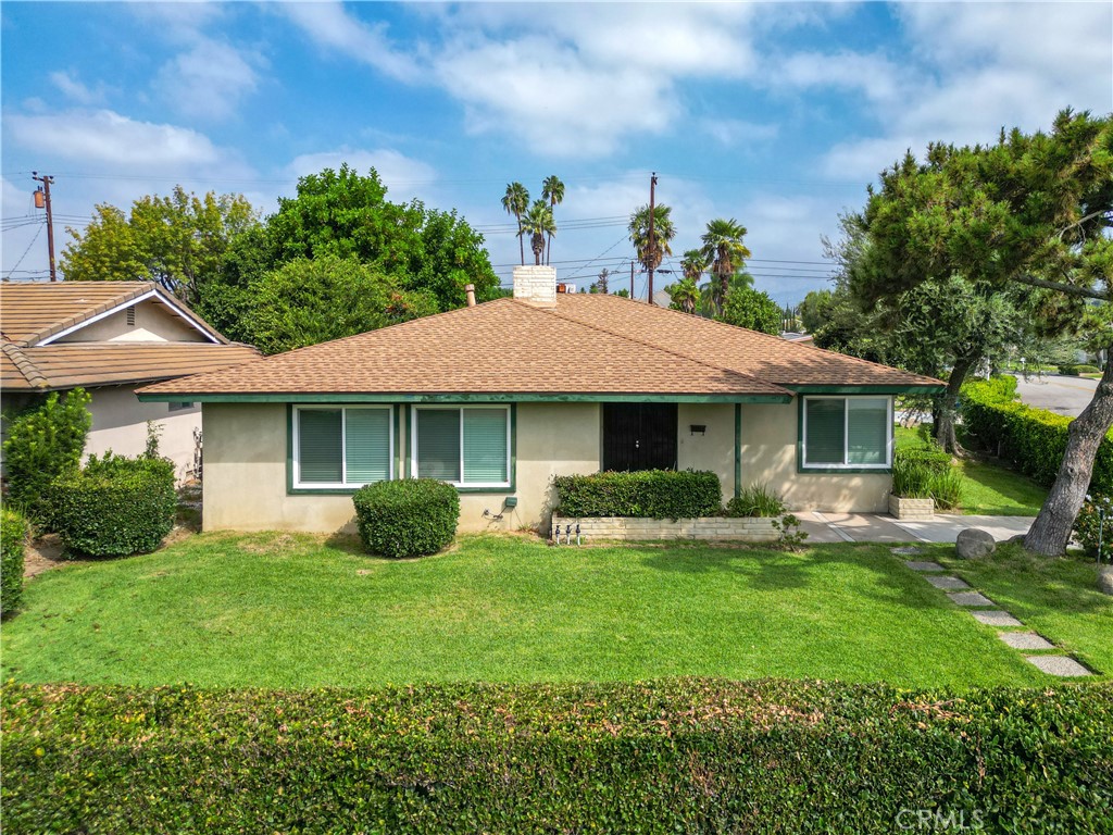 443 E Sandra Property Photo 1