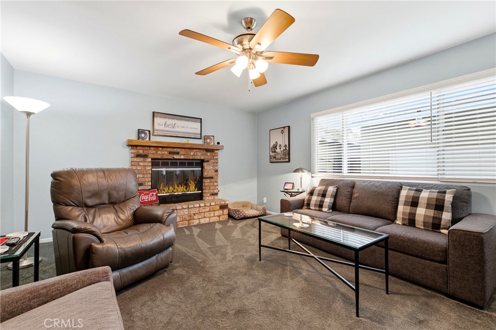 4924 Birchland Place Property Photo 17