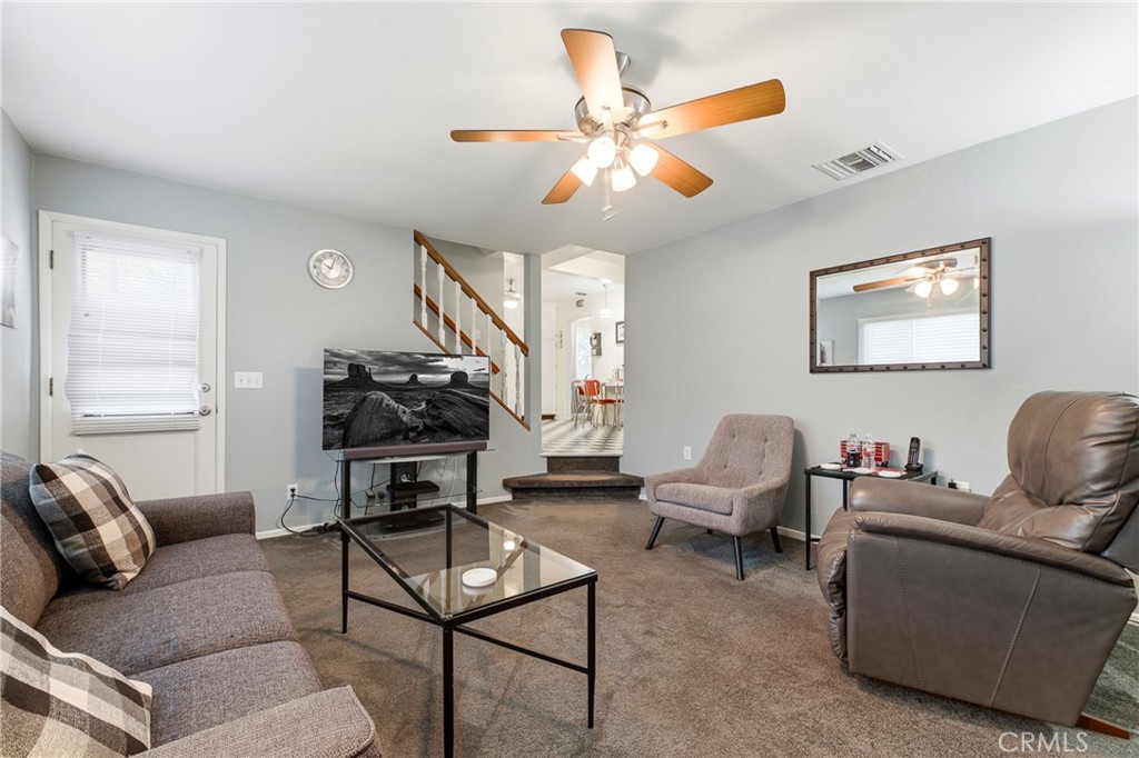 4924 Birchland Place Property Photo 19