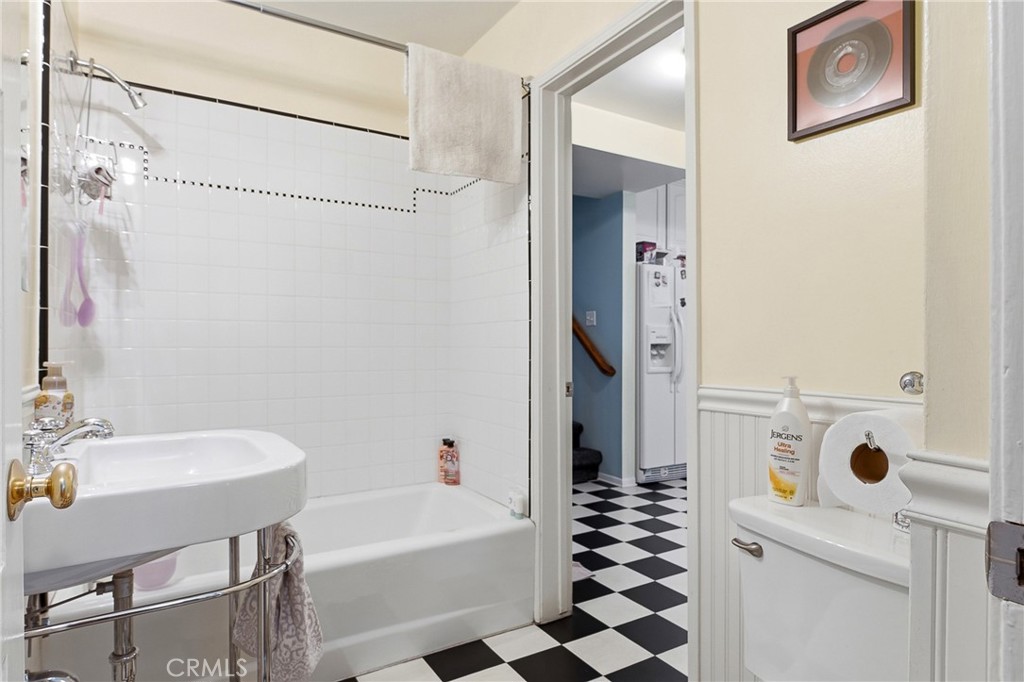 4924 Birchland Place Property Photo 25
