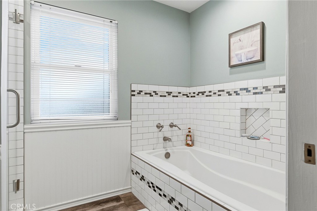 4924 Birchland Place Property Photo 37