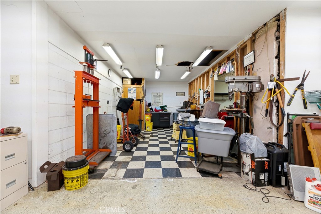 4924 Birchland Place Property Photo 48