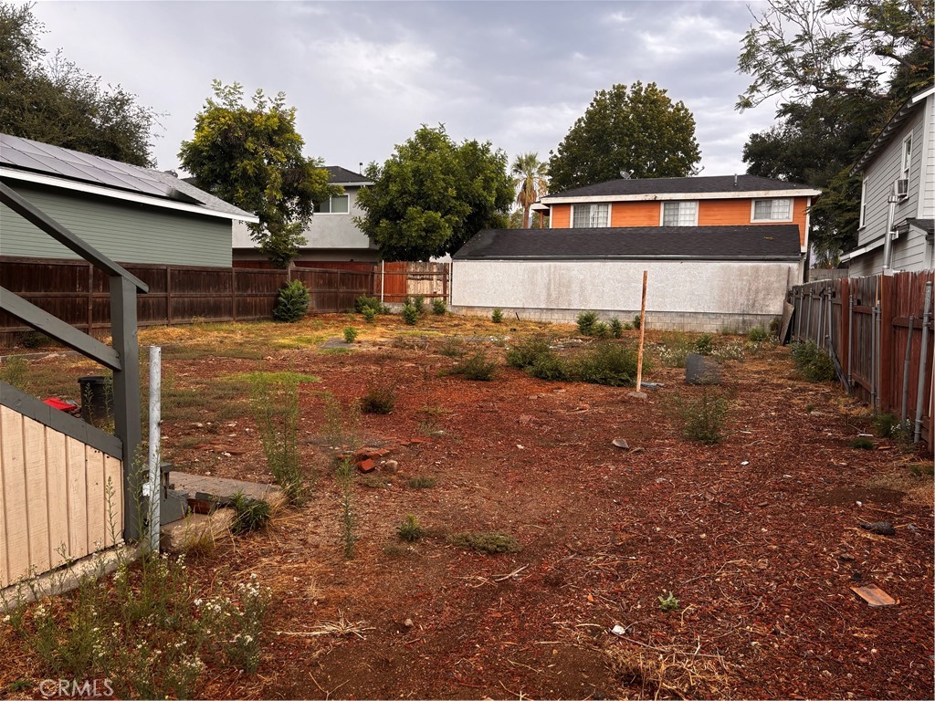 480 Cypress Ave Avenue Property Photo 4