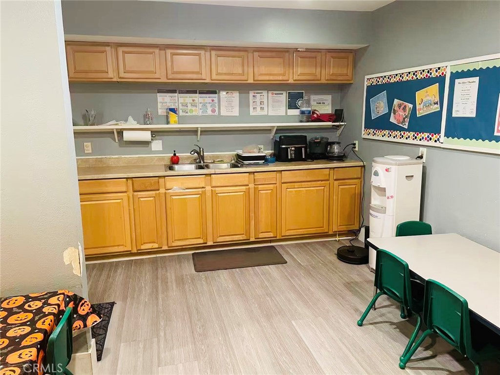 14211 Newport Property Photo 10