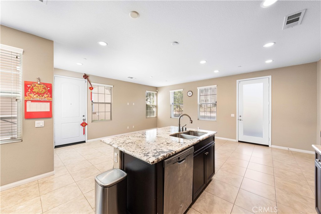 6919 Ivy Property Photo 11