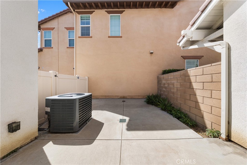 6919 Ivy Property Photo 30