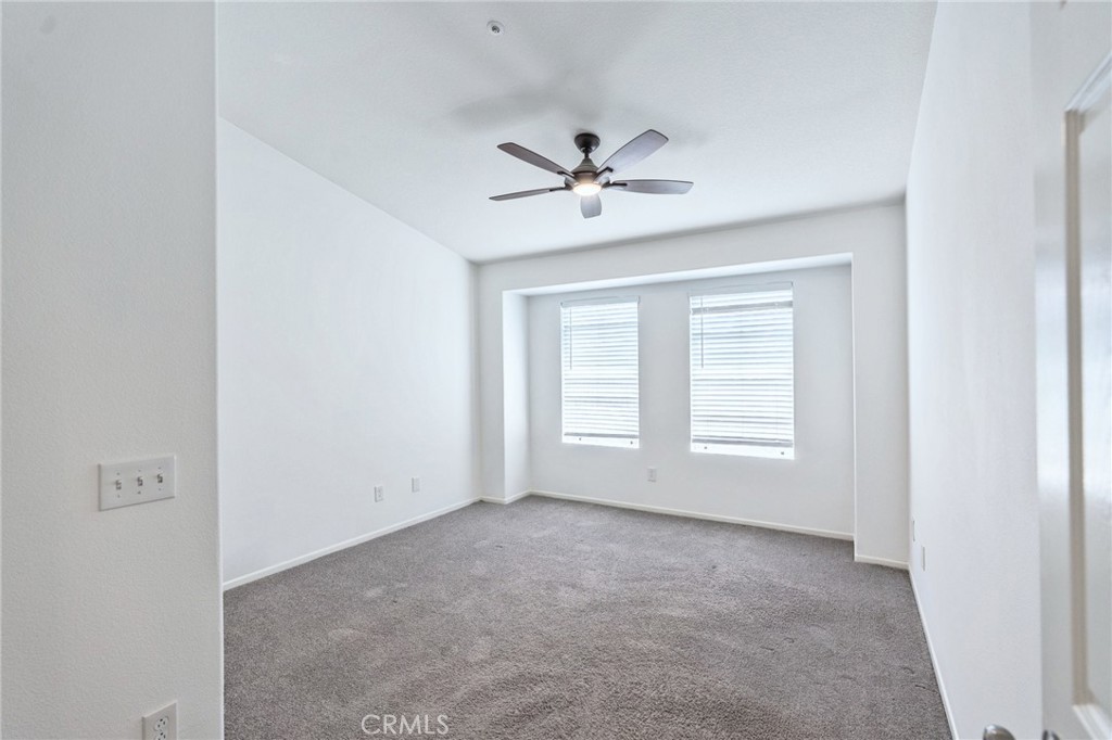 6 Harvest Point Property Photo 13