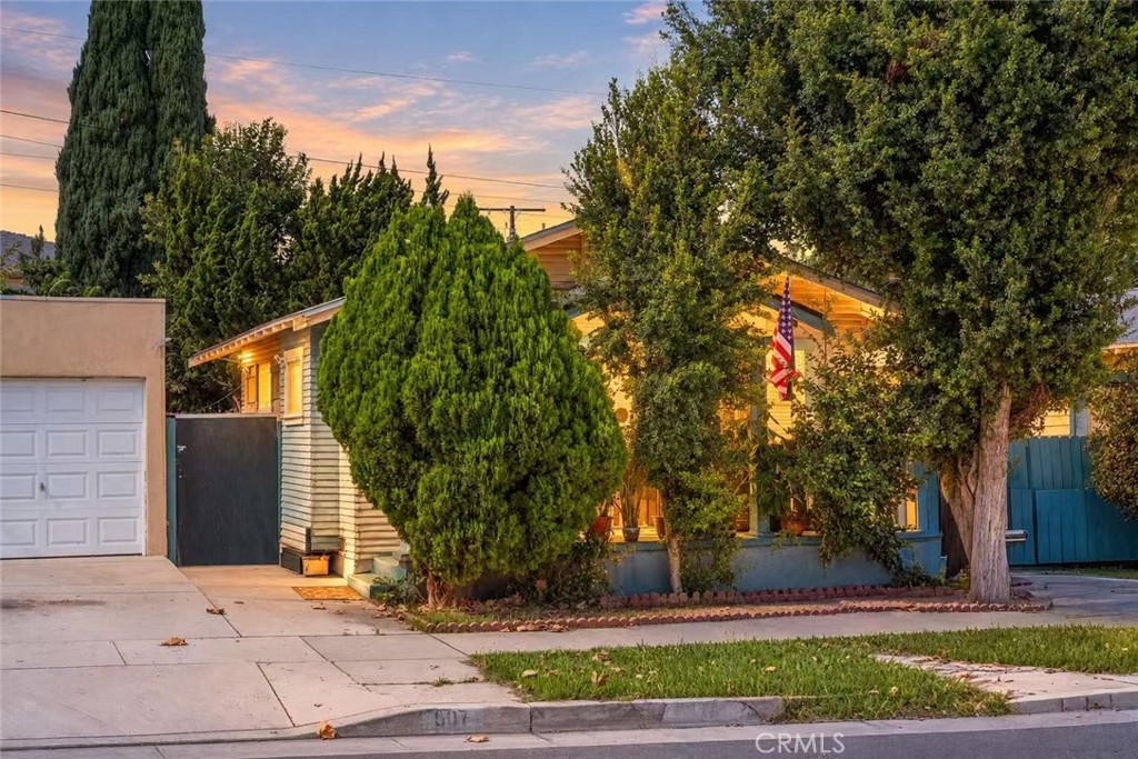 224 S Almansor Property Photo 3