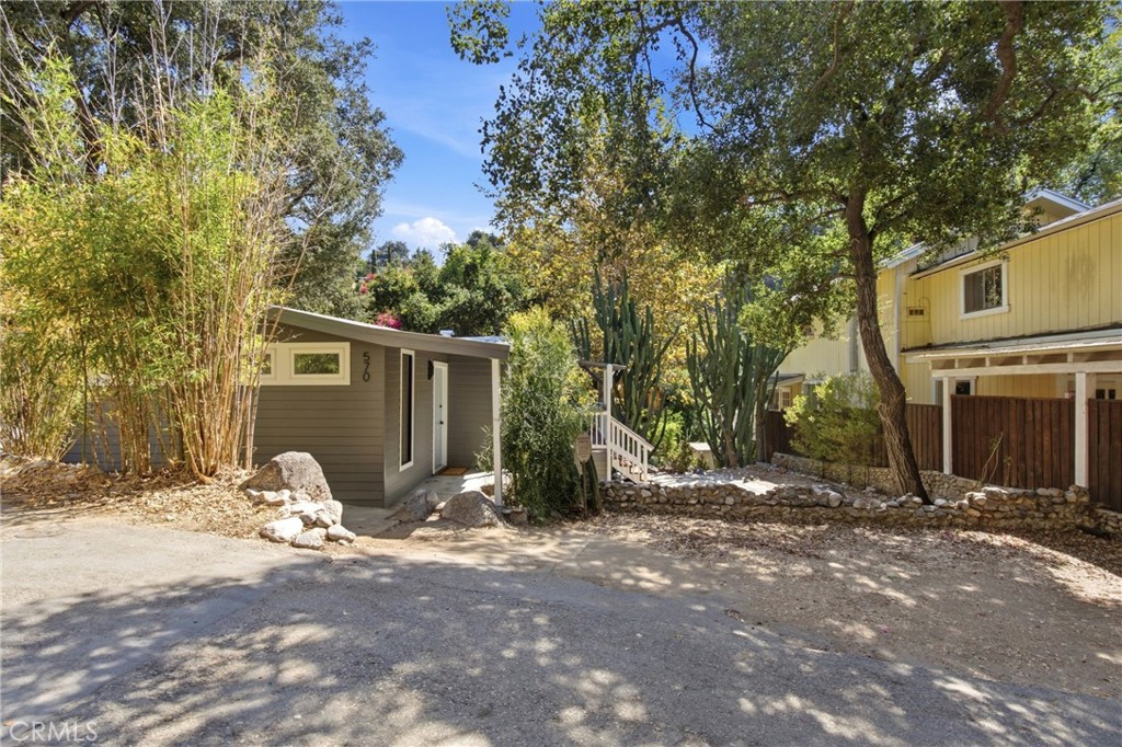 570 Brookside Lane Property Photo 4
