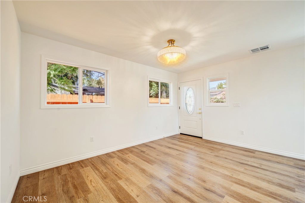 2312 California Property Photo 7