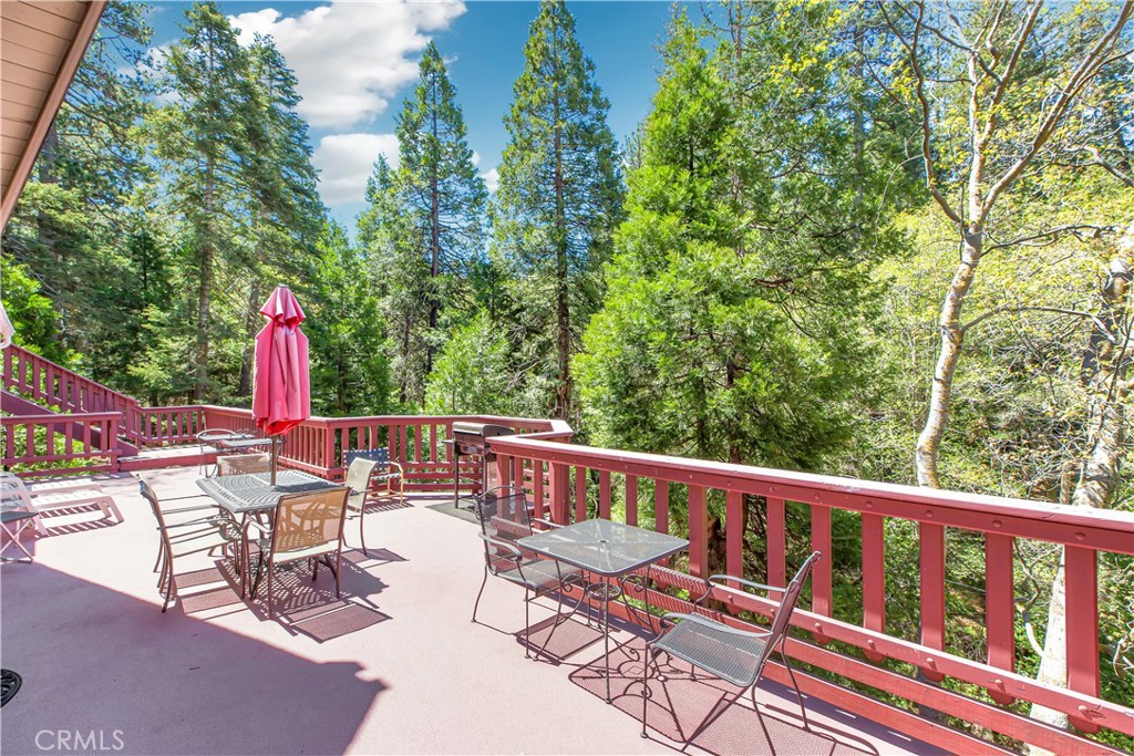 27945 Lakes Edge Property Photo 13