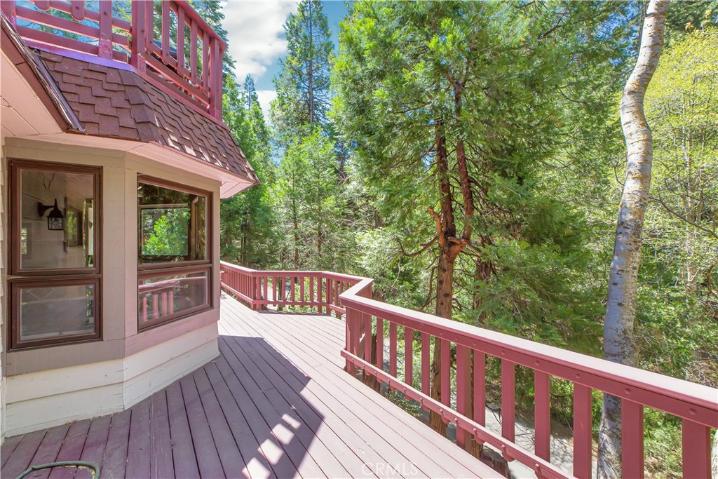 27945 Lakes Edge Property Photo 27
