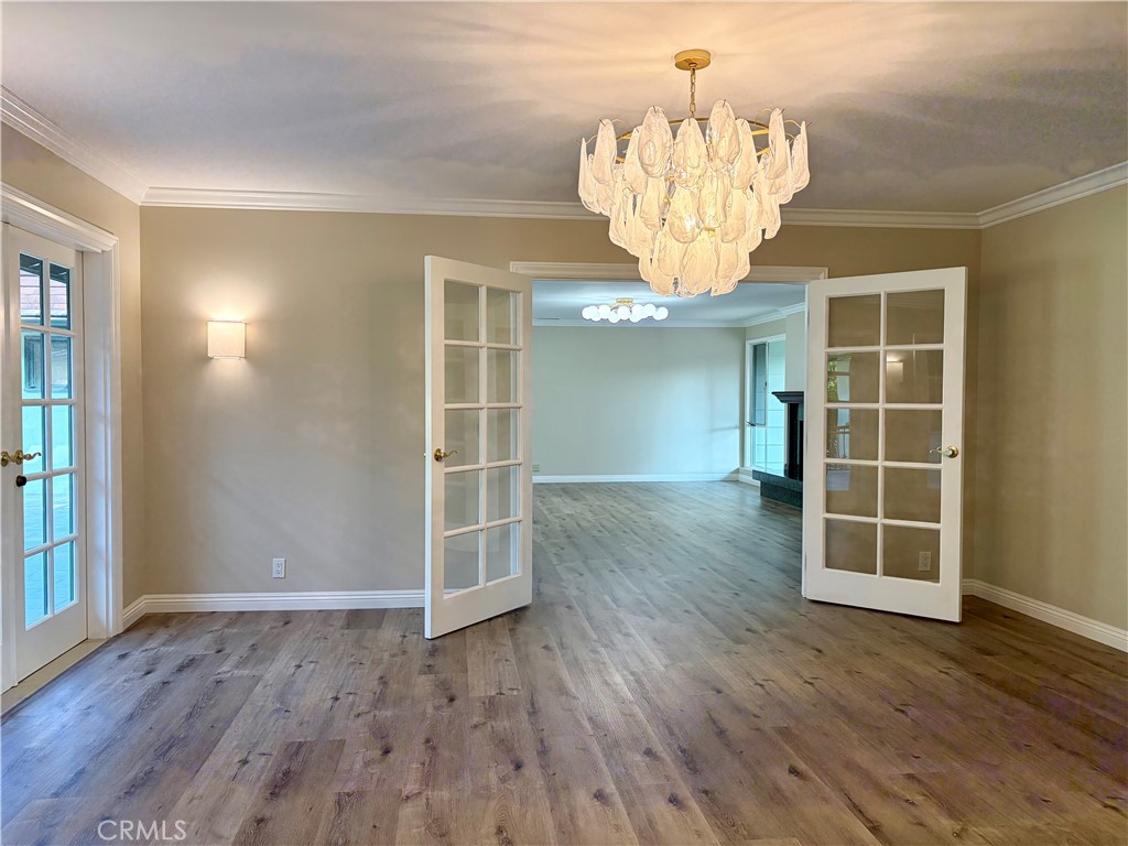 645 W Foothill Blvd Property Photo 17