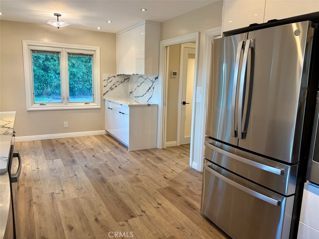 645 W Foothill Blvd Property Photo 20