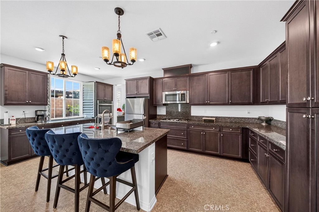 4974 Deer Grass Drive Property Photo 7
