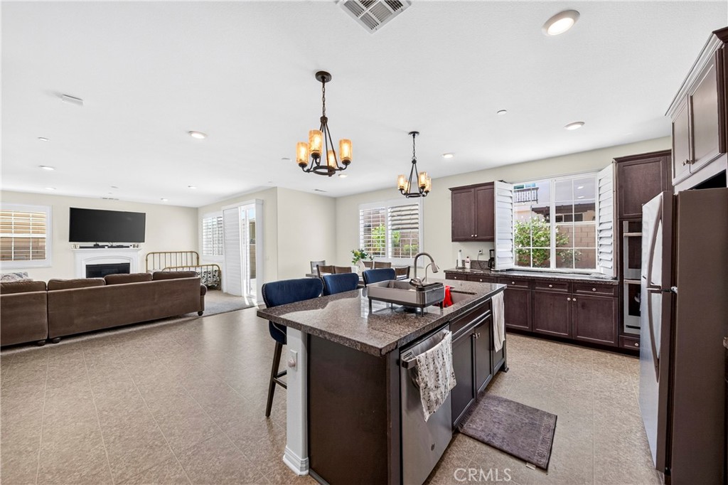 4974 Deer Grass Drive Property Photo 8