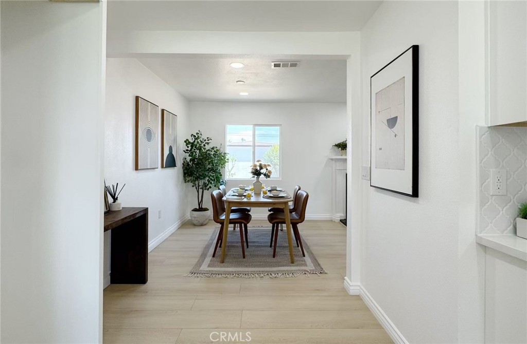 354 Van Ness Property Photo 5